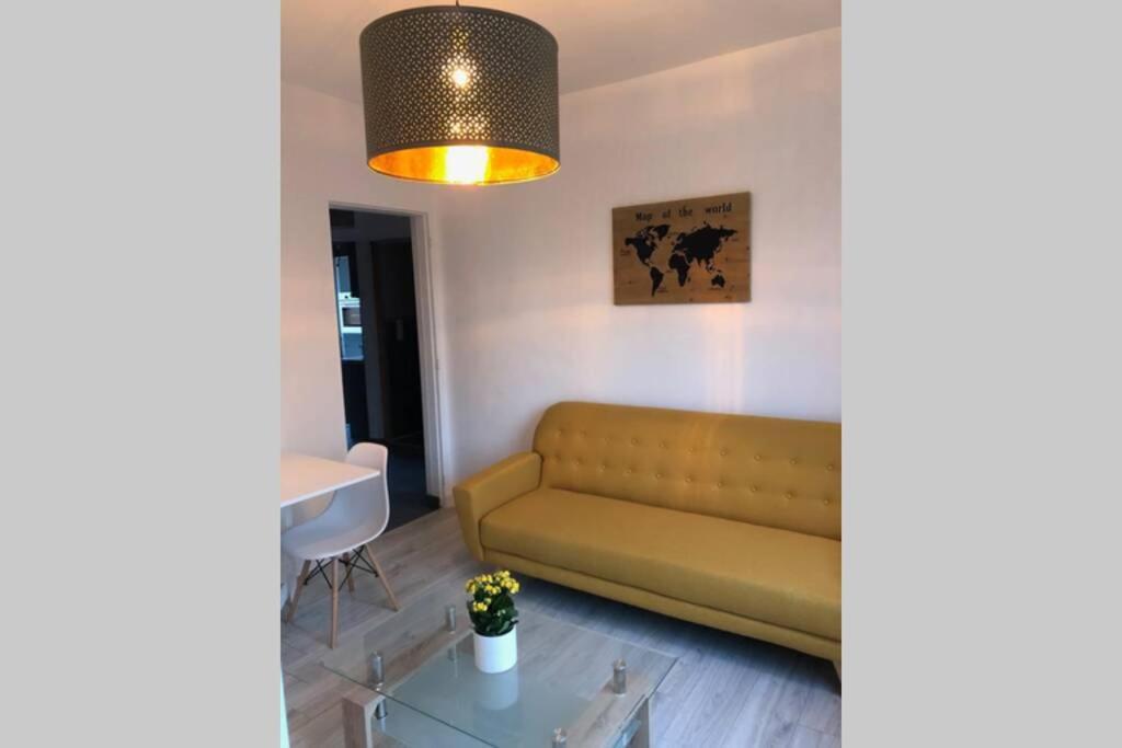 Spacieux Confortable Appartement Centre Ville 瓦朗西纳 外观 照片