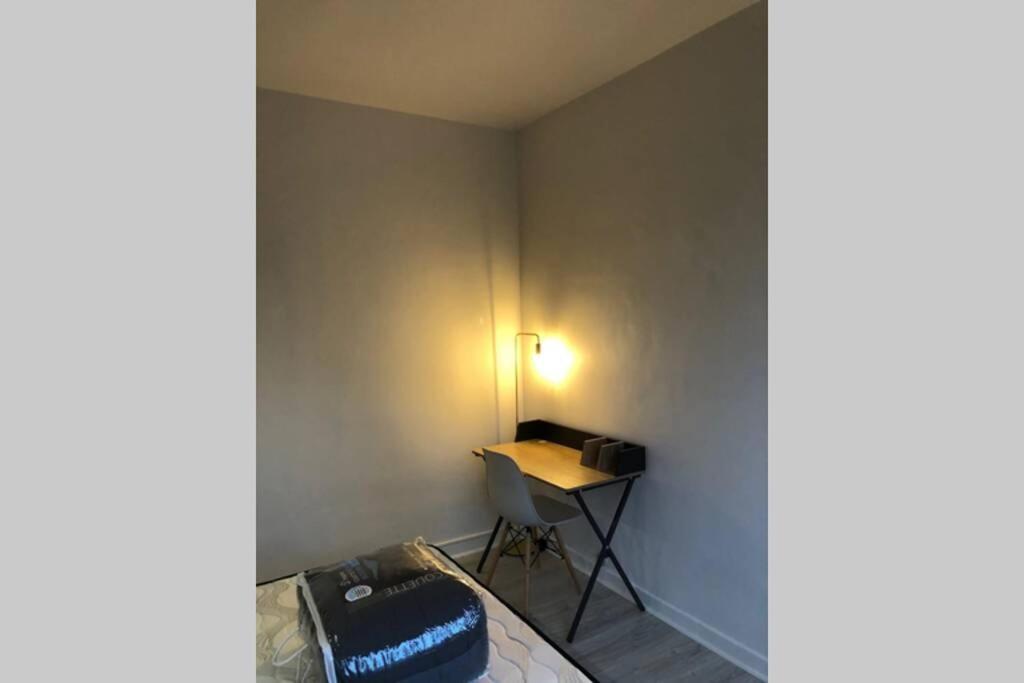 Spacieux Confortable Appartement Centre Ville 瓦朗西纳 外观 照片